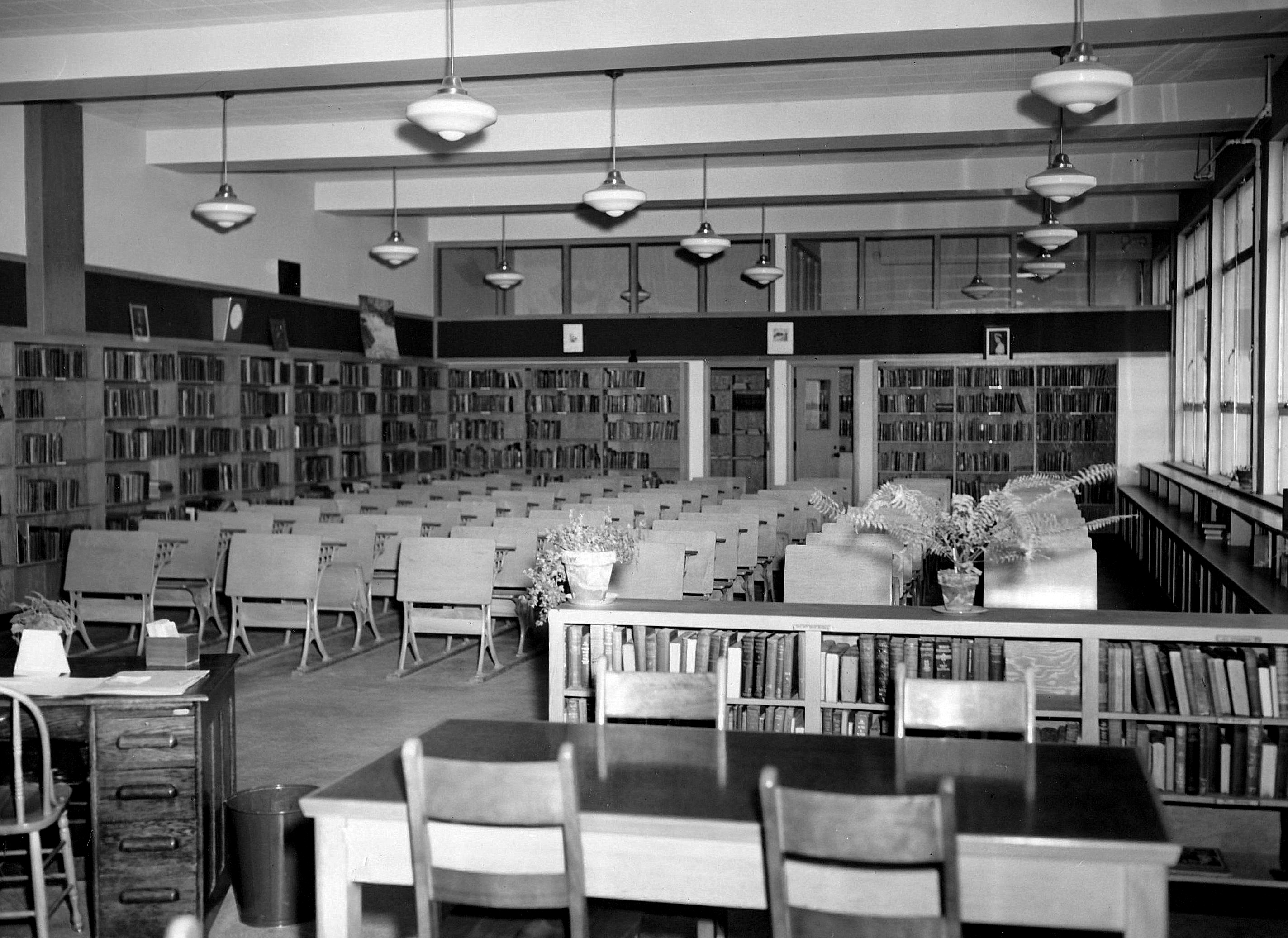 LBLibrary1953Scan10348